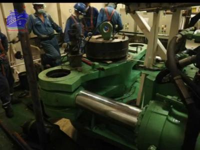 Supply and replace new hydraulic cylinders for rudder system